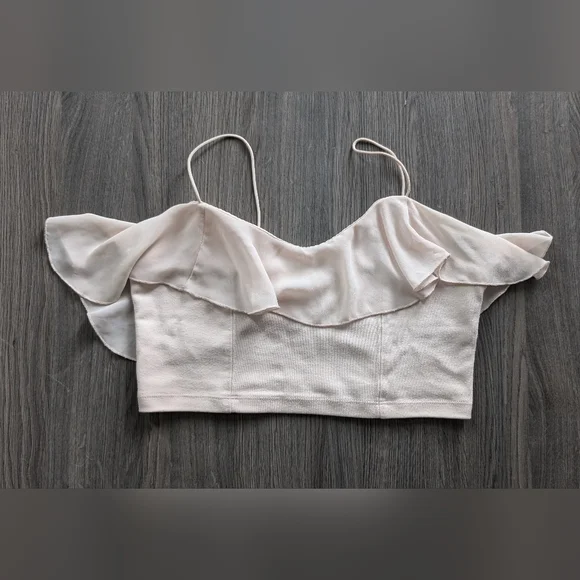 Forever 21 Ruffle Crop Top - Picture 2 of 5
